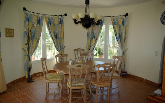 Villa Monika