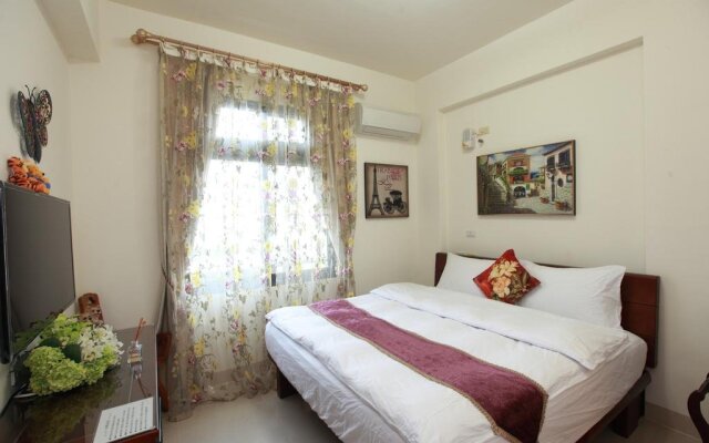 Field Country Homestay