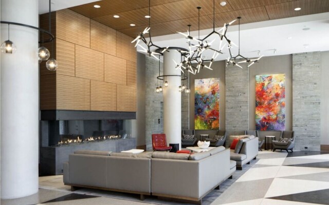 Global Luxury Suites at South Arlington