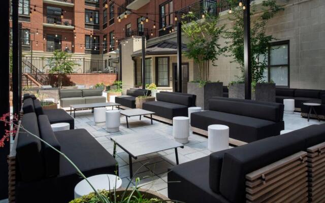 Courtyard by Marriott Savannah Downtown/Historic District