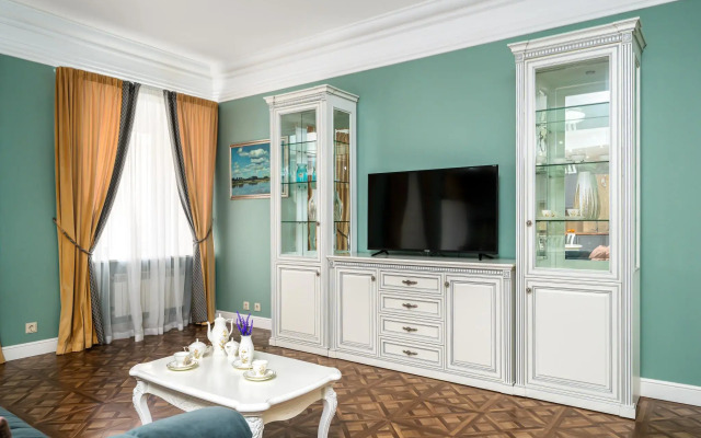 Трехкомнатная квартира на Казанской улице,45