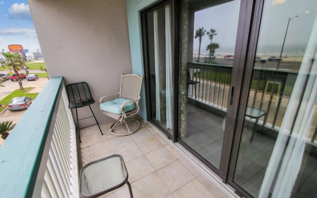 Casa Del Mar 253-Sun of a Beach Condo