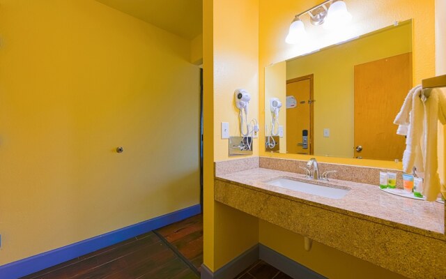 Travelodge By Wyndham Lincoln City