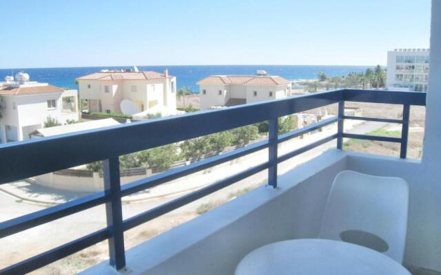 Maouris Hotel Apartments