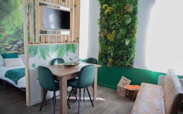 * Les Suites Aux Étoiles *