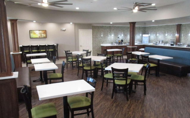 Best Western Plus Galveston Suites