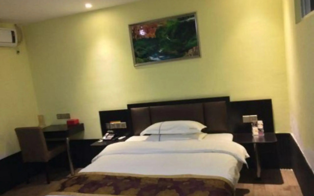 Yingyi Business Hotel