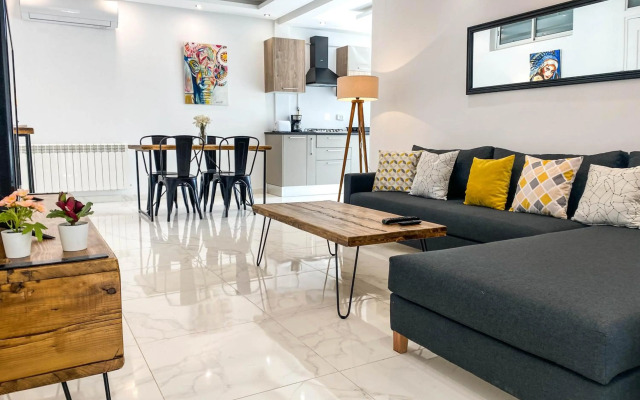 Cosy Apartment in La Marsa - 2 bed 2 Bath