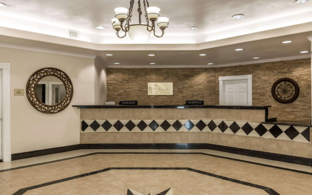 Baymont Inn & Suites Peoria
