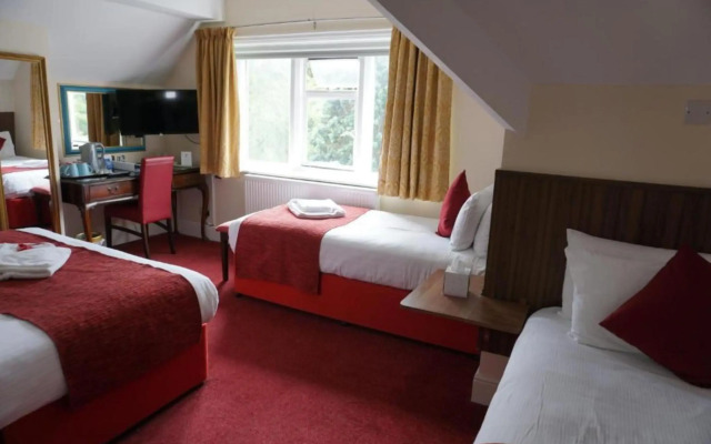 Broadfield Park Hotel