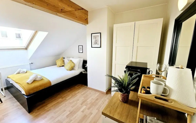 Compact Studio in Luxembourg