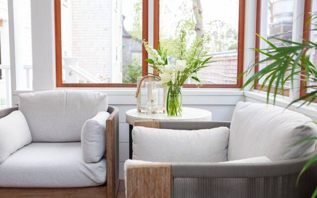 The Veranda House Hotel Collection