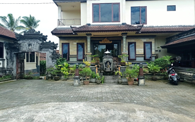Hotel Mawar Sari RedPartner