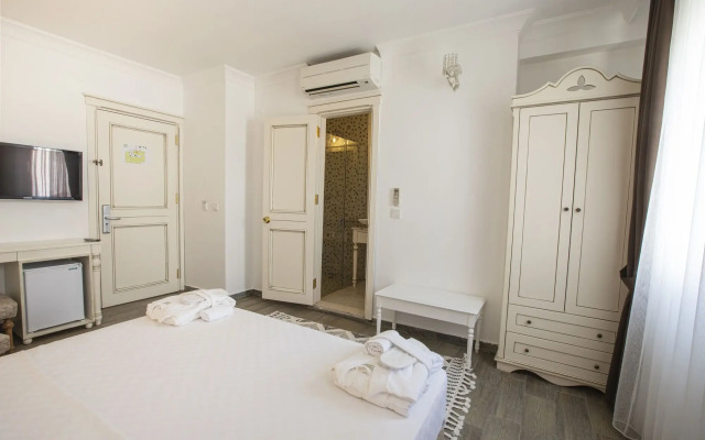 Albeon Hotel
