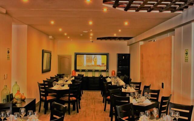 Wayqey Hotel