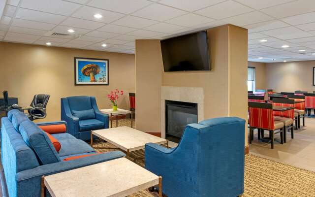 Comfort Inn East