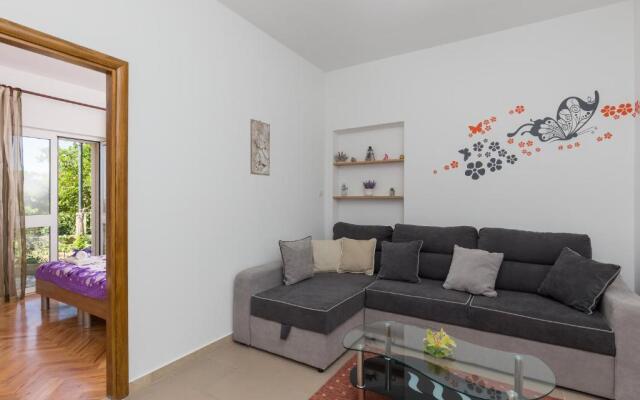 Apartments Olive