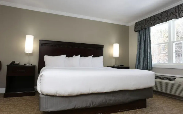 Golden Apple Inn