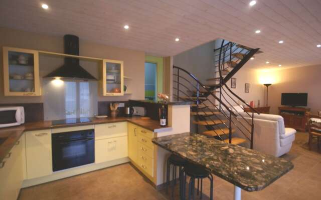 Alluring Holiday Home in L'armor-pleubian With Terrace