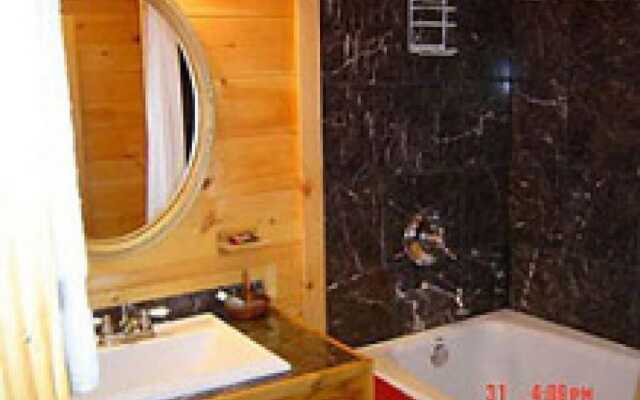 Misty Mountain Ranch B&B and Cabins