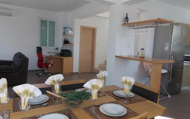 Avra Garden Villa