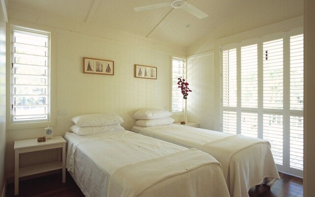 The Pines Luxury Beachfront House