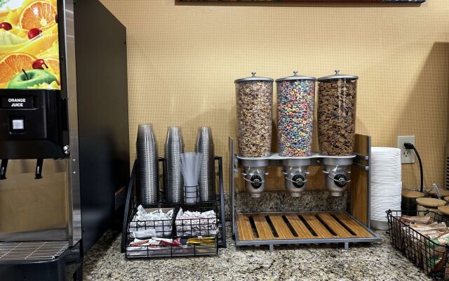 Best Western Plus Fenton