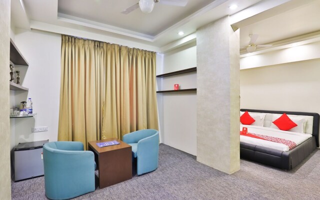OYO 4320 Hotel Aum Regency