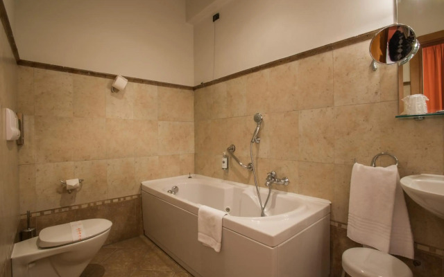 Hotel Lux