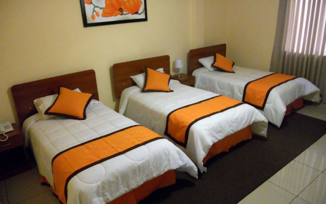 Yuraq Hotel