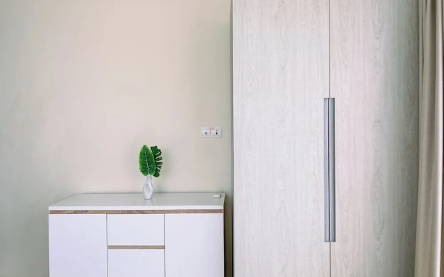 Spacious 3Br With Private Lift At Menteng Park Apartment