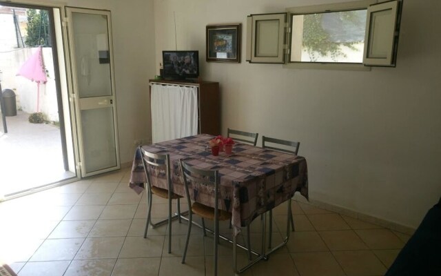 Studio in Lido di Noto, With Enclosed Garden and Wifi