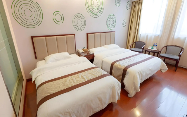 GreenTree Inn ZhenJiang Jurong New Bus Station Express Hotel