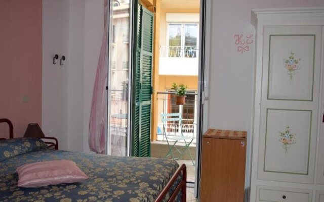 Hotel Experia