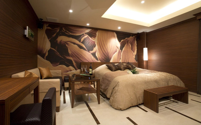 Hotel and Spa Lotus Modern – Adults Only