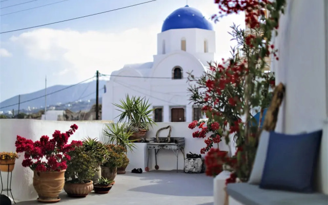 Whitewashed Houses