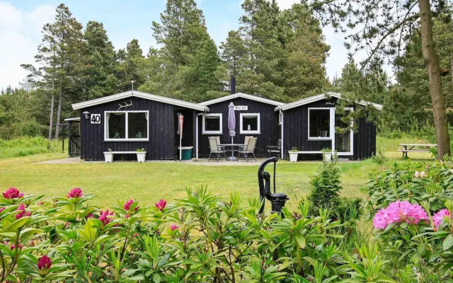 6 Person Holiday Home in Blavand