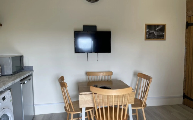 The Cow Shed 1br-sleeps4-parking-petsok