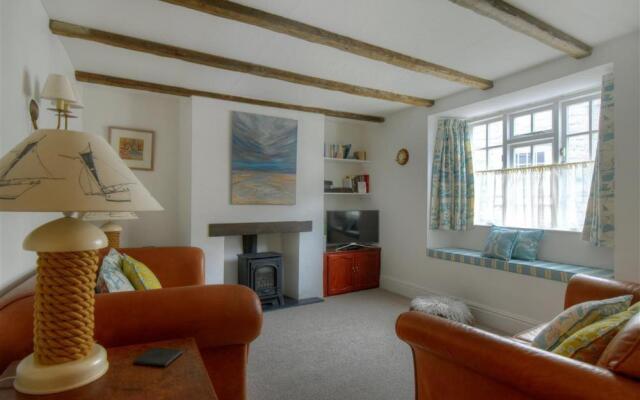 12 Maritime House