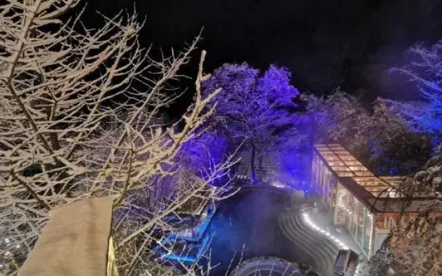 Qiliping Hot Spring Hotel