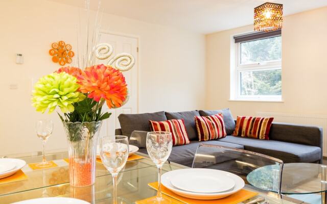 Kohinoor Serviced Apartments