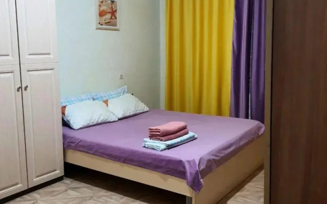 Аврора Люкс на улице Ломоносова