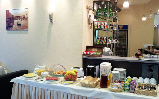 Отель «9 Сов»