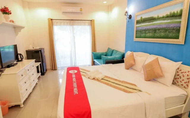 Nida Rooms Silver 648 Handicraft