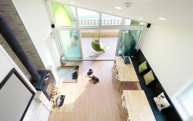 Yene House