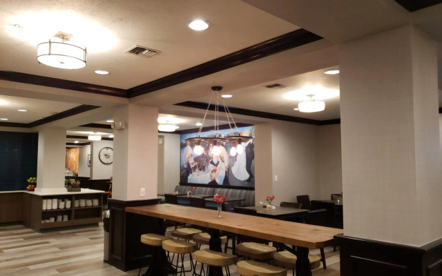 Oxford Suites Downtown Spokane
