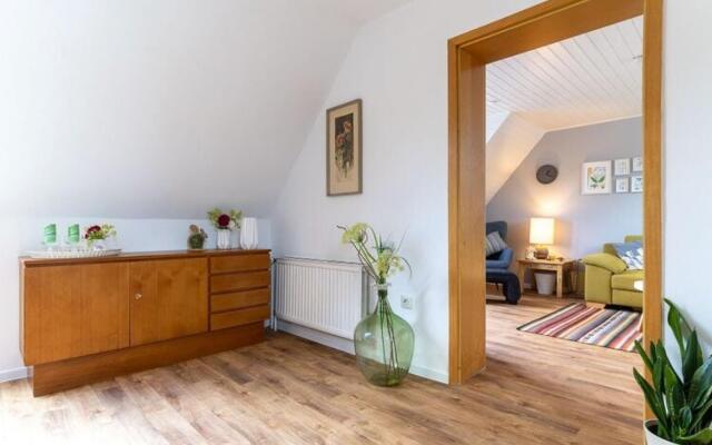 Apartment in Garding With Parking