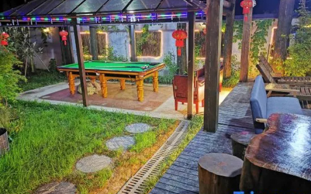 Yazhu Boutique Hostel