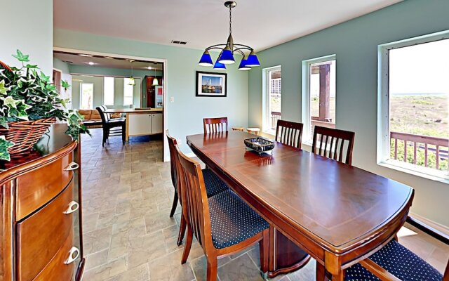 121 12Th Street - Three Bedroom Home
