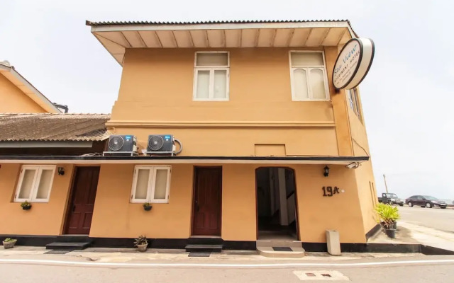 OYO 228 Sea View Apartment